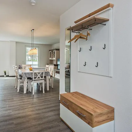 Reetdachhaus Am Haff Mit Sauna, Terrasse Und Wlan * Zirchow