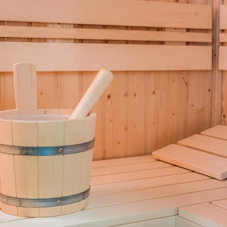 Reetdachhaus Am Haff Mit Sauna, Terrasse, Wlan Zirchow