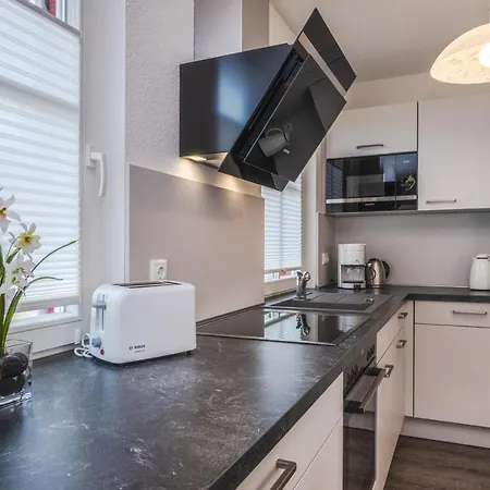 Reetdachhaus Am Haff Mit Sauna, Terrasse Und Wlan *